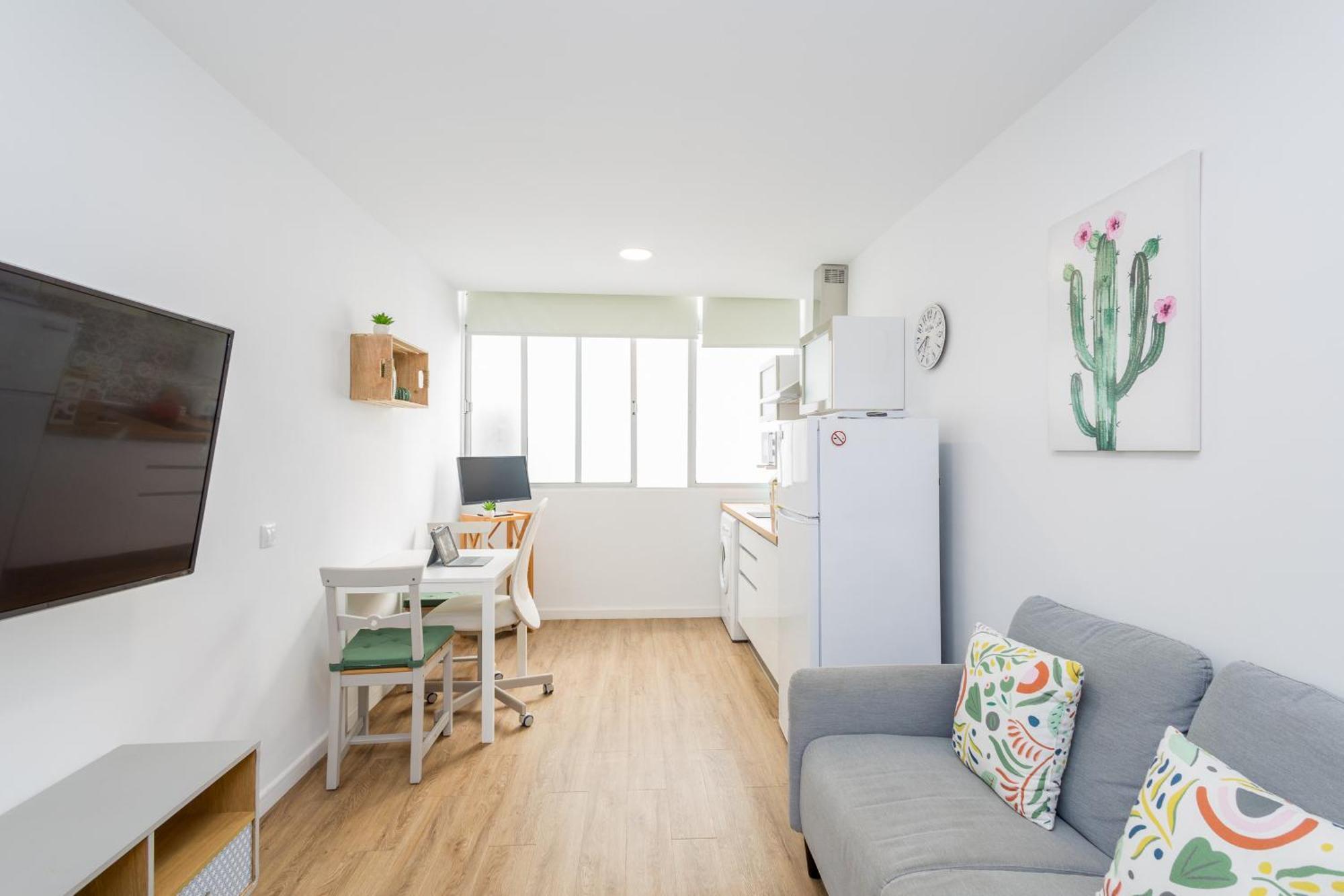 Las Canteras Beach Workfriendly Bright Studio Apartment Las Palmas de Gran Canaria Exterior foto